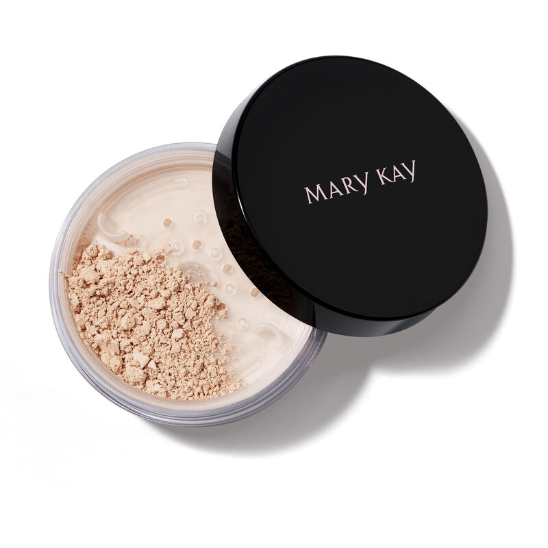 Pot ouvert de la Poudre fixante soyeuse Mary KayMD Ivoire clair