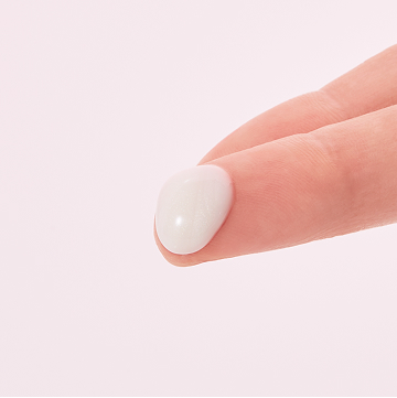S&eacute;rum r&eacute;g&eacute;n&eacute;rateur C+E TimeWise Mary Kay sur un doigt