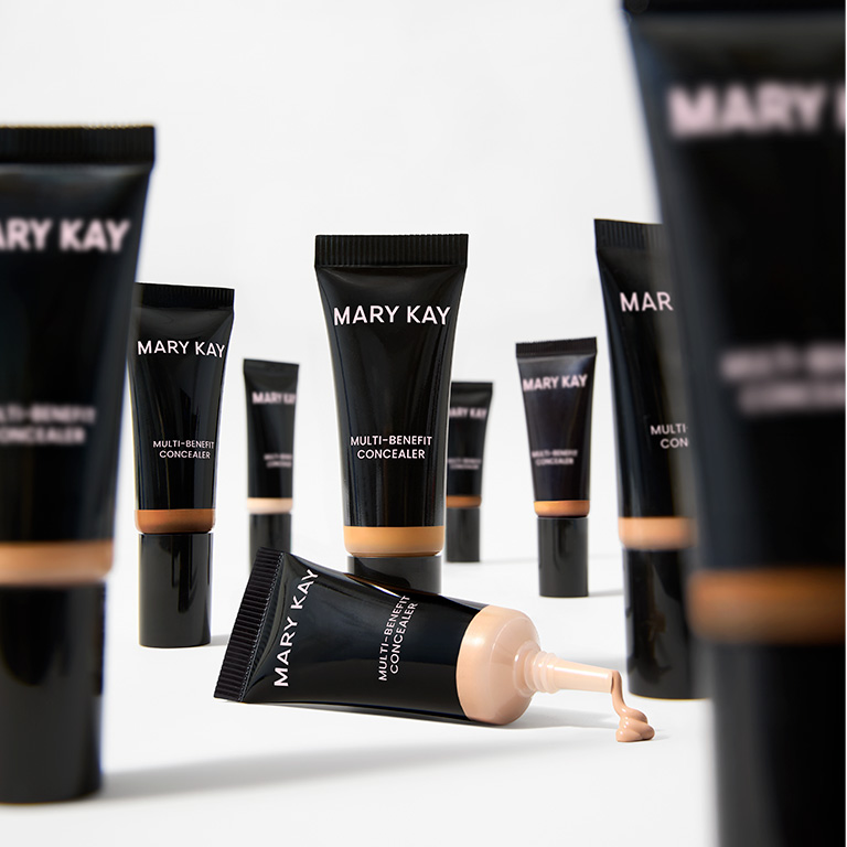 Tubes de correcteur Mary Kay Benefit disponibles en diff&eacute;rentes teintes