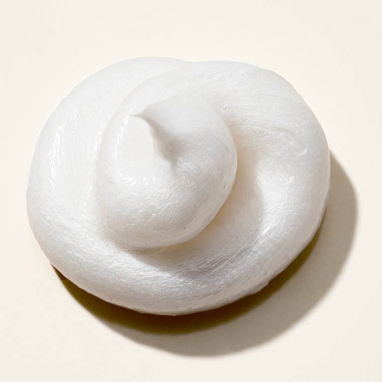 Une dose de cr&egrave;me &agrave; raser Mary Kay MKMens